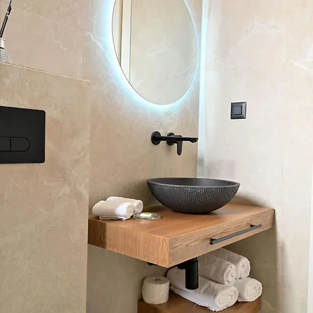 Rhotheon In Rhodes - Private Pool In Selected Apartman