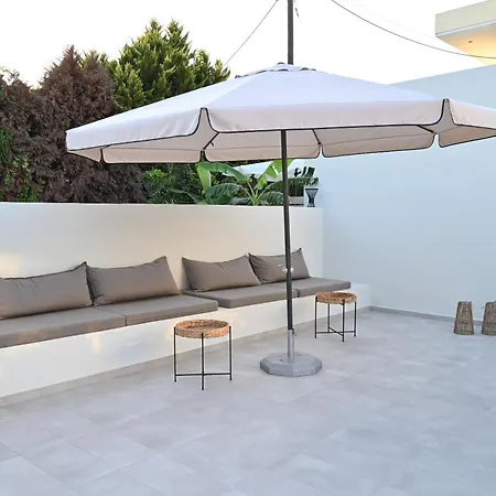 Rhotheon In Rhodes Apartment