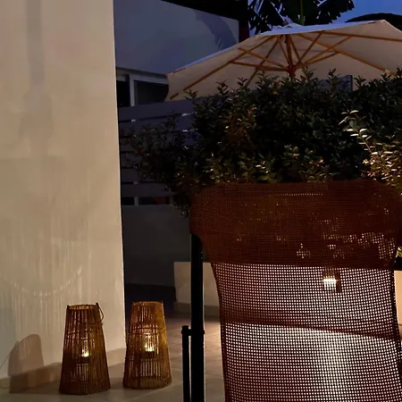 Rhotheon In Rhodes Apartment *