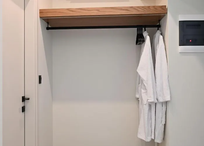 公寓 Rhotheon In Rhodes - Private Pool In Selected