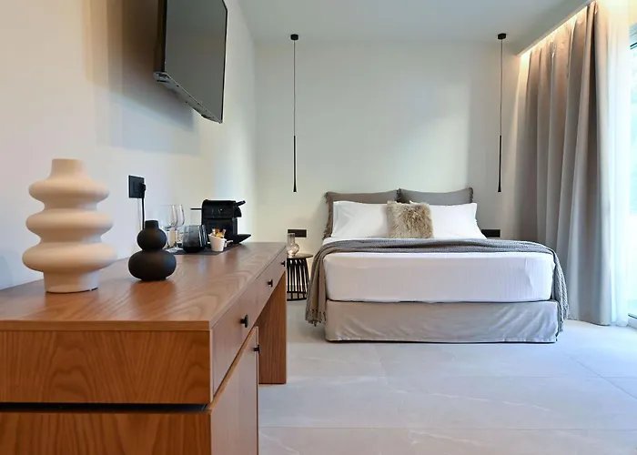 公寓 Rhotheon In Rhodes - Private Pool In Selected *