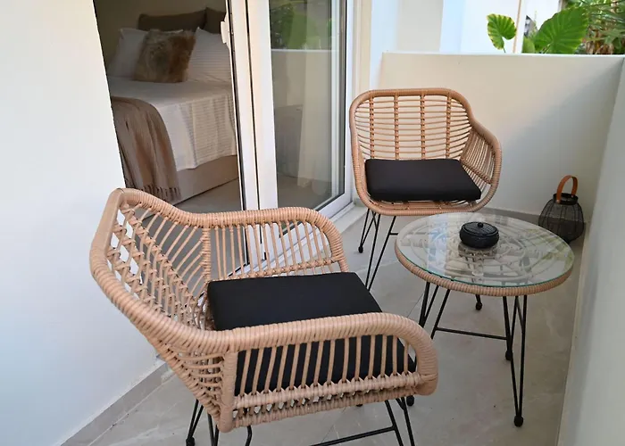 公寓 Rhotheon In Rhodes - Private Pool In Selected