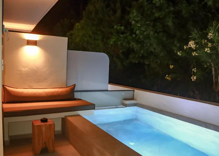 公寓 Rhotheon In Rhodes - Private Pool In Selected