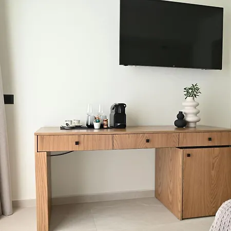 아파트 Rhotheon In Rhodes - Private Pool In Selected 이알리소스